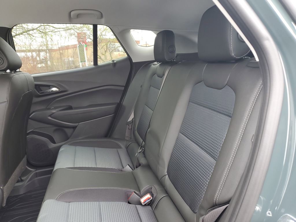 New 2026 Chevrolet Trax LT image 8