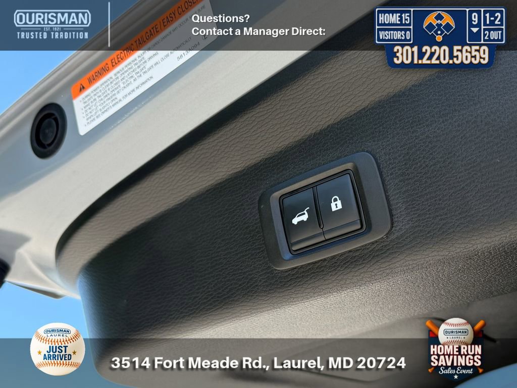 Used 2025 Mitsubishi Outlander SEL AWD/4WD image 16