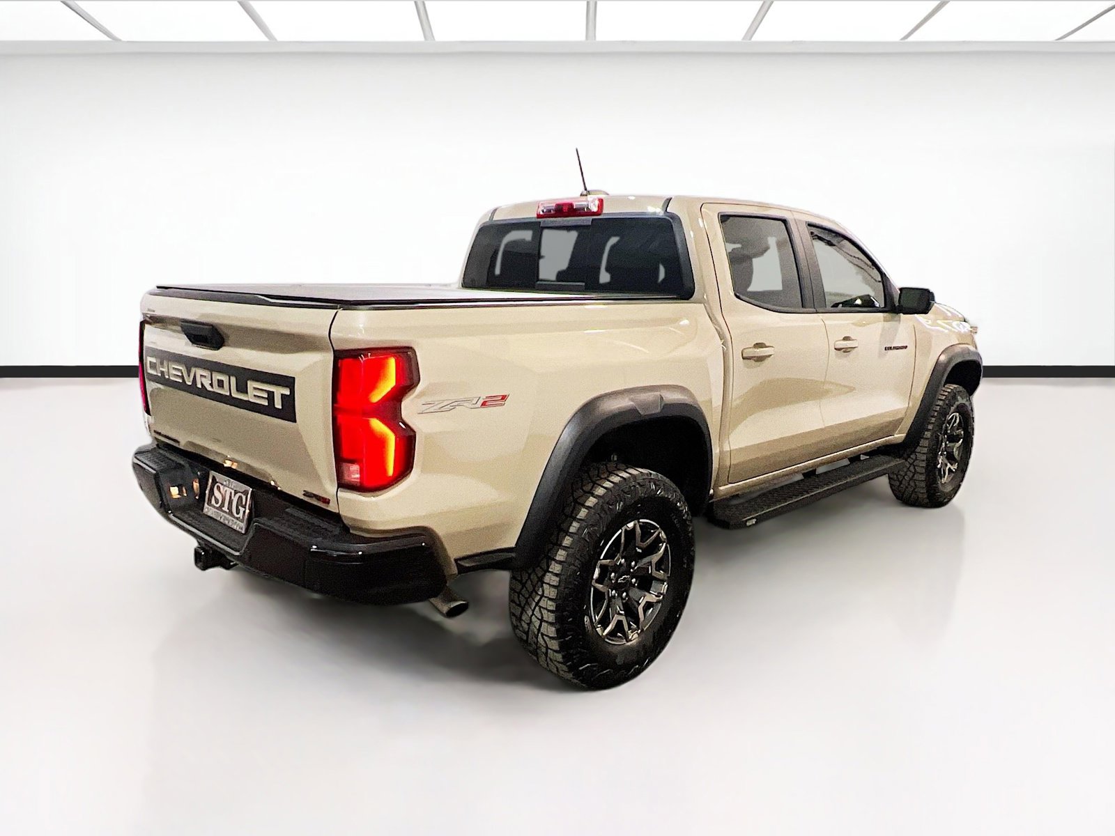 Used 2024 Chevrolet Colorado ZR2 w/ Technology Package image 4