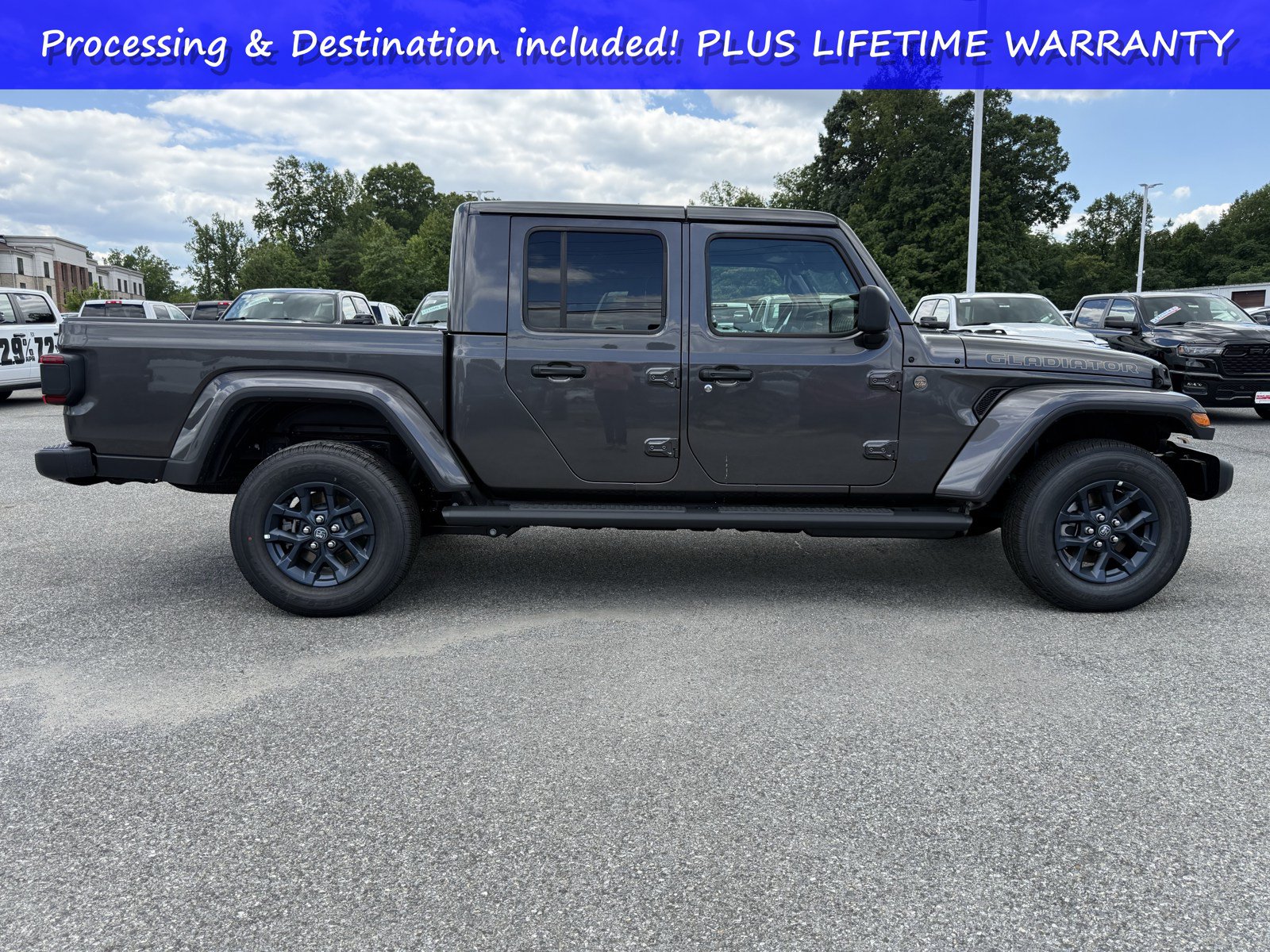 New 2026 Jeep Gladiator Sport AWD/4WD image 2