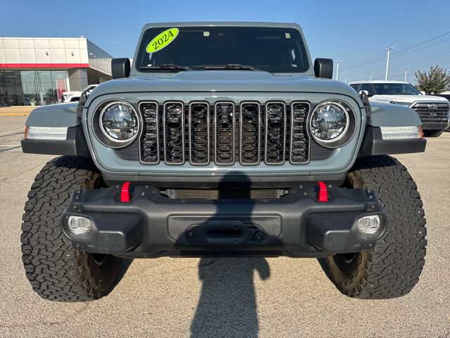 Used 2024 Jeep Wrangler Unlimited Rubicon AWD/4WD image 11