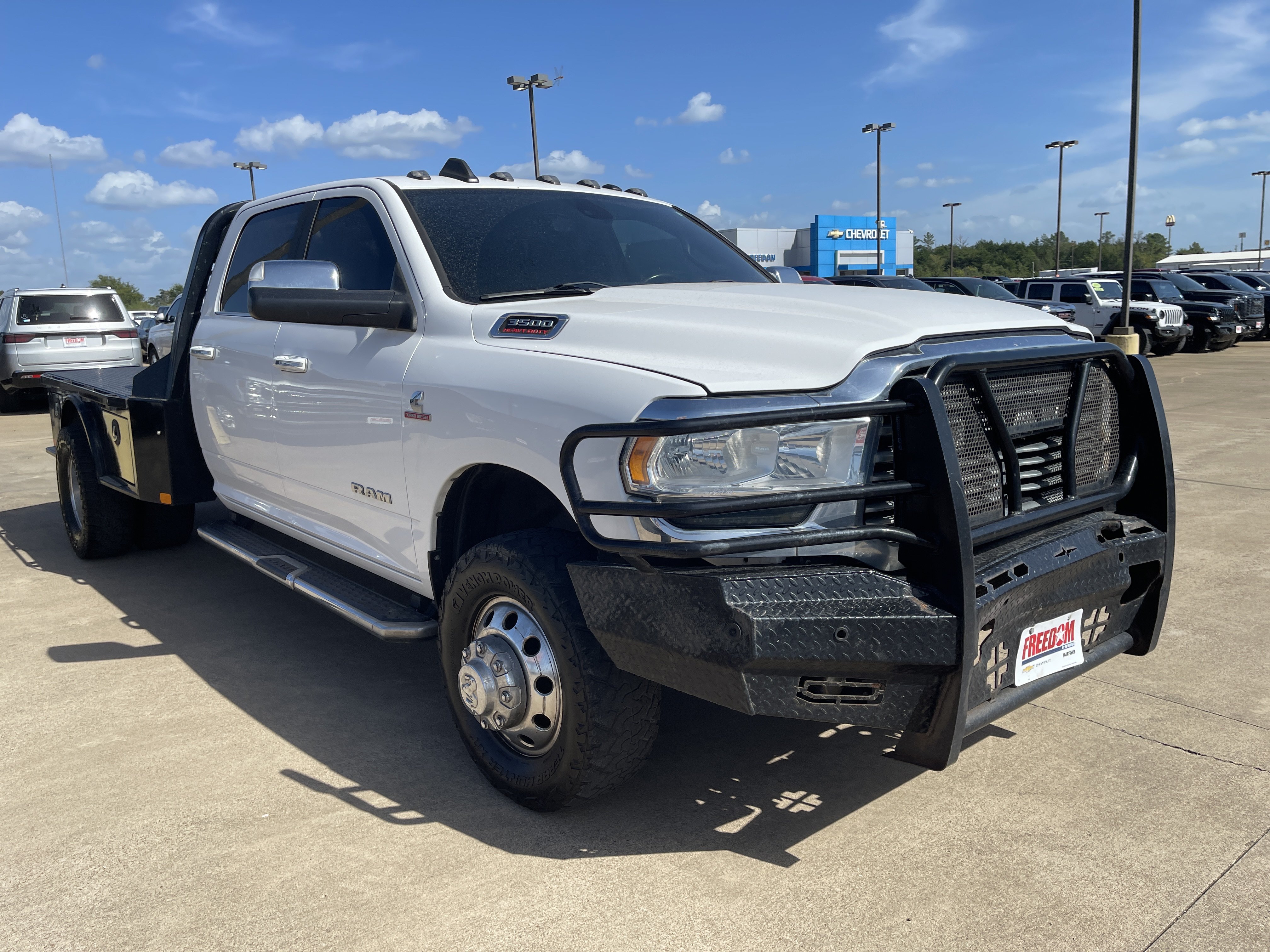 Used 2020 RAM 3500 Lone Star w/ Level 1 Equipment Group AWD/4WD image 2
