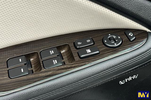 Used 2013 Kia Optima SX w/ Limited Pkg image 12