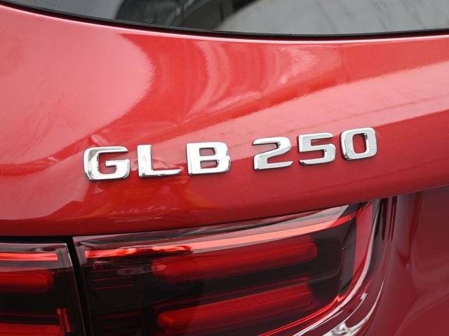New 2026 Mercedes-Benz GLB 250 image 14
