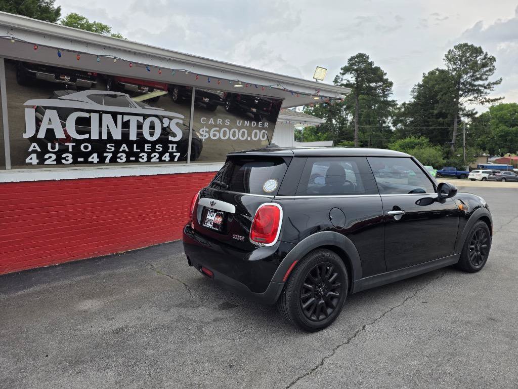 Used 2014 MINI Cooper 2-Door Hardtop FWD image 5