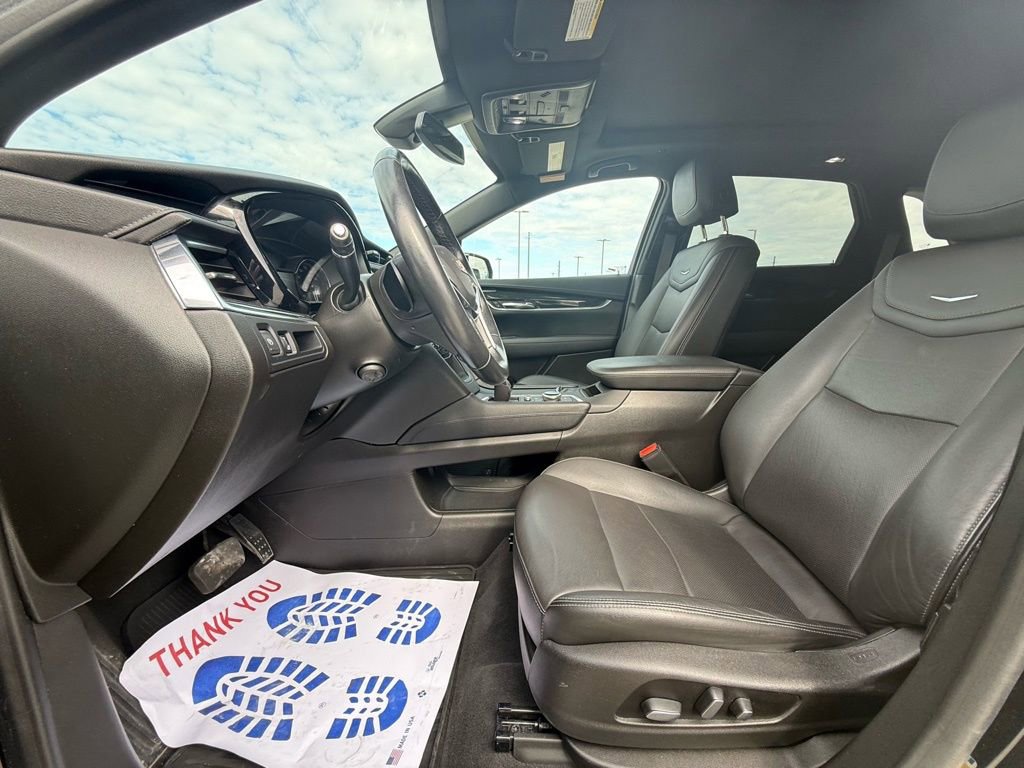 Certified 2021 Cadillac XT5 Premium Luxury w/ LPO, Floor Liner Package image 30