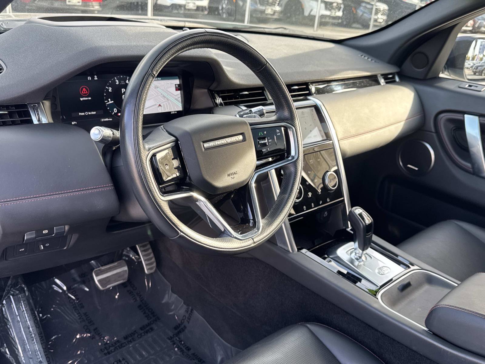 Used 2021 Land Rover Discovery Sport SE R-Dynamic image 3