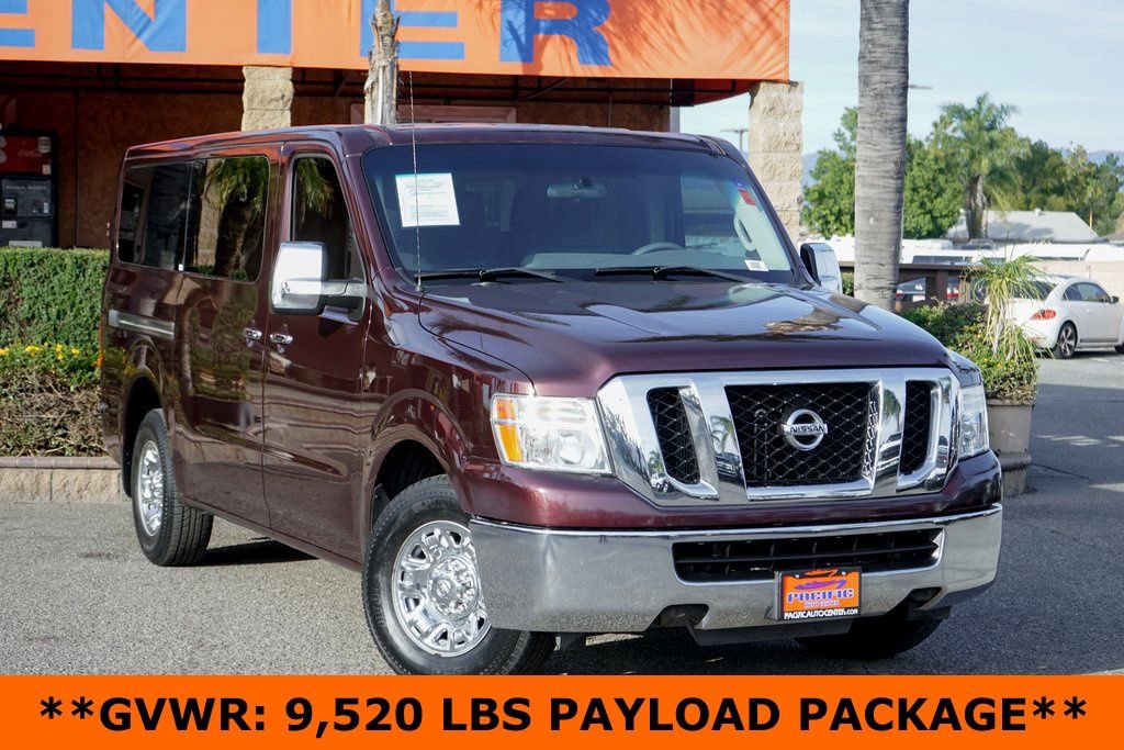 Used 2013 Nissan NV 3500 SV RWD image 2