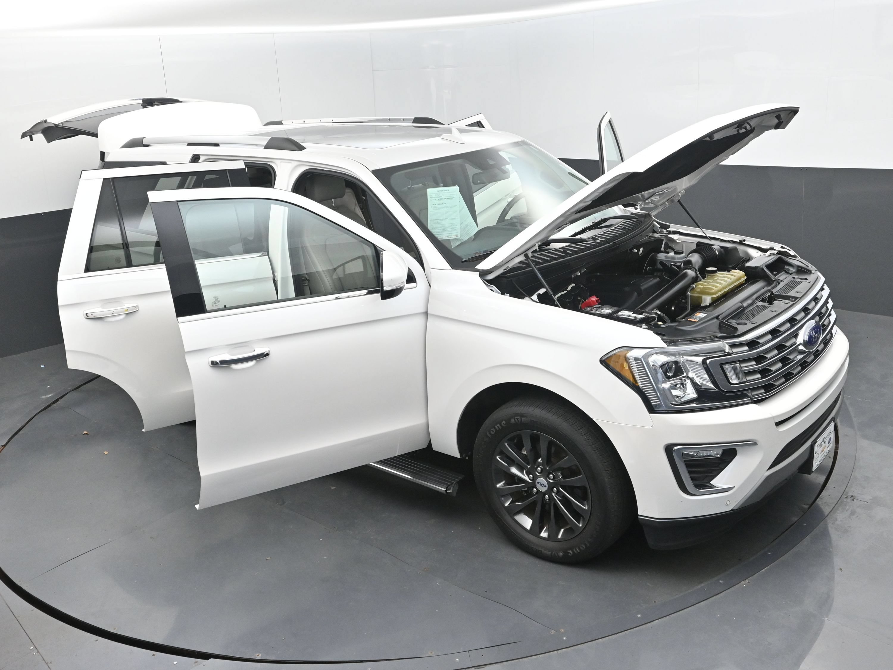Used 2019 Ford Expedition Limited w/ Equipment Group 301A RWD image 42