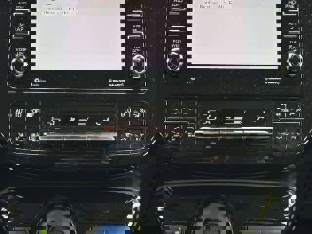 Used 2022 Toyota Prius image 13