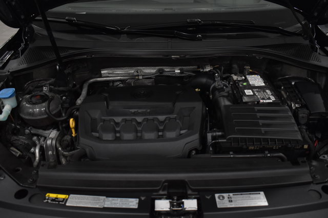 Used 2020 Volkswagen Tiguan SE R-Line image 35