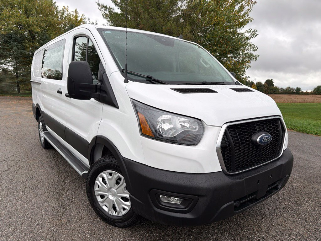 Used 2025 Ford Transit 250 Low Roof w/ Exterior Upgrade Package RWD image 36