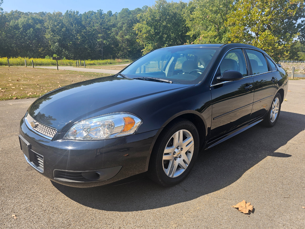 Used 2011 Chevrolet Impala LT image 12