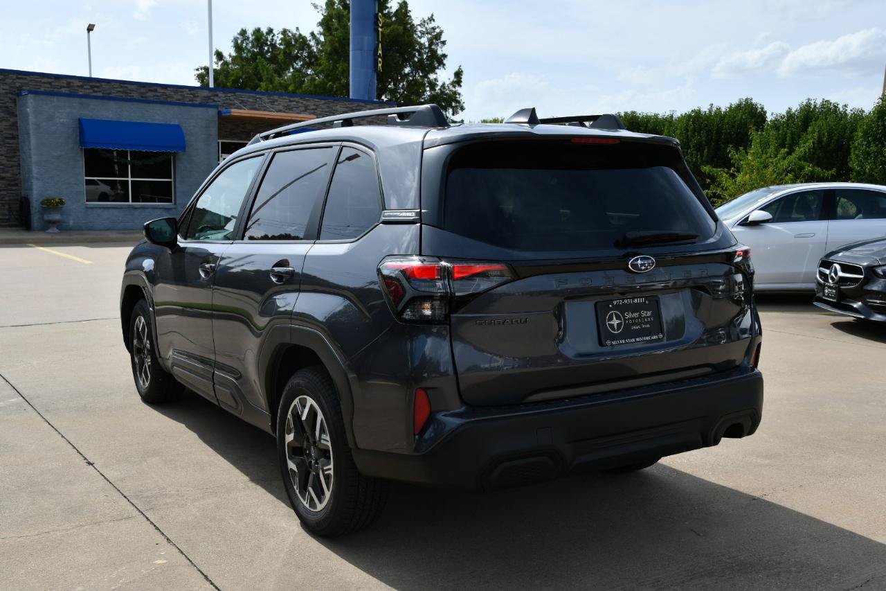 Used 2026 Subaru Forester Premium AWD/4WD image 5