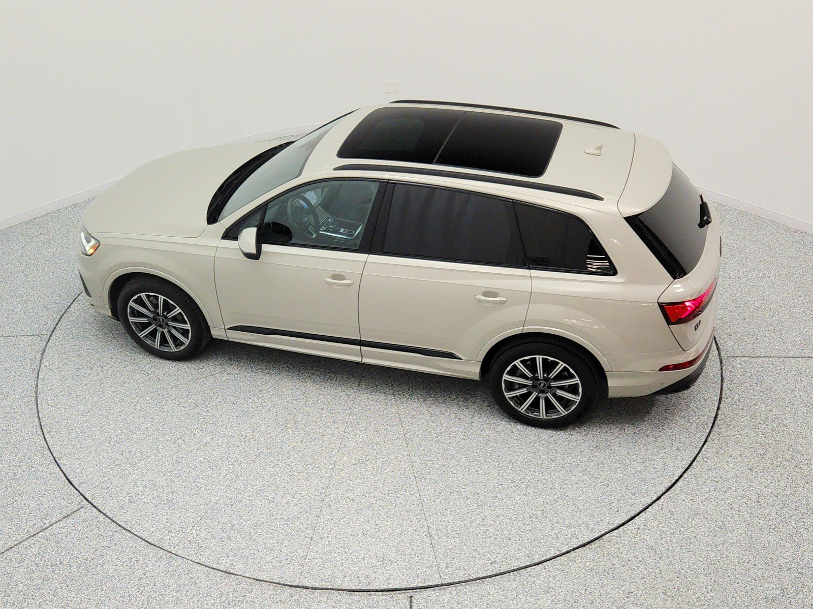 Used 2023 Audi Q7 2.0T Premium Plus w/ Premium Plus Package AWD/4WD image 29