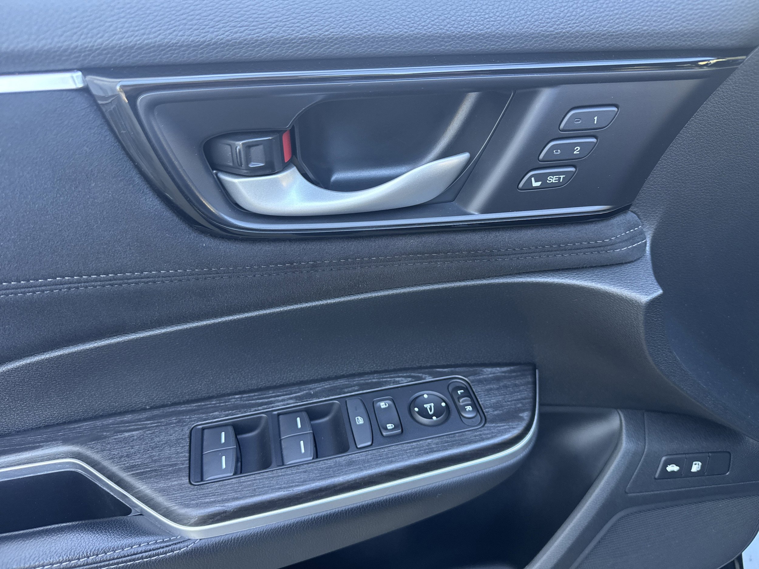Used 2018 Honda Clarity Touring image 9