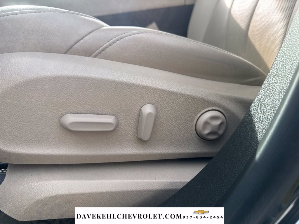 Used 2020 Buick Envision Premium AWD/4WD image 18