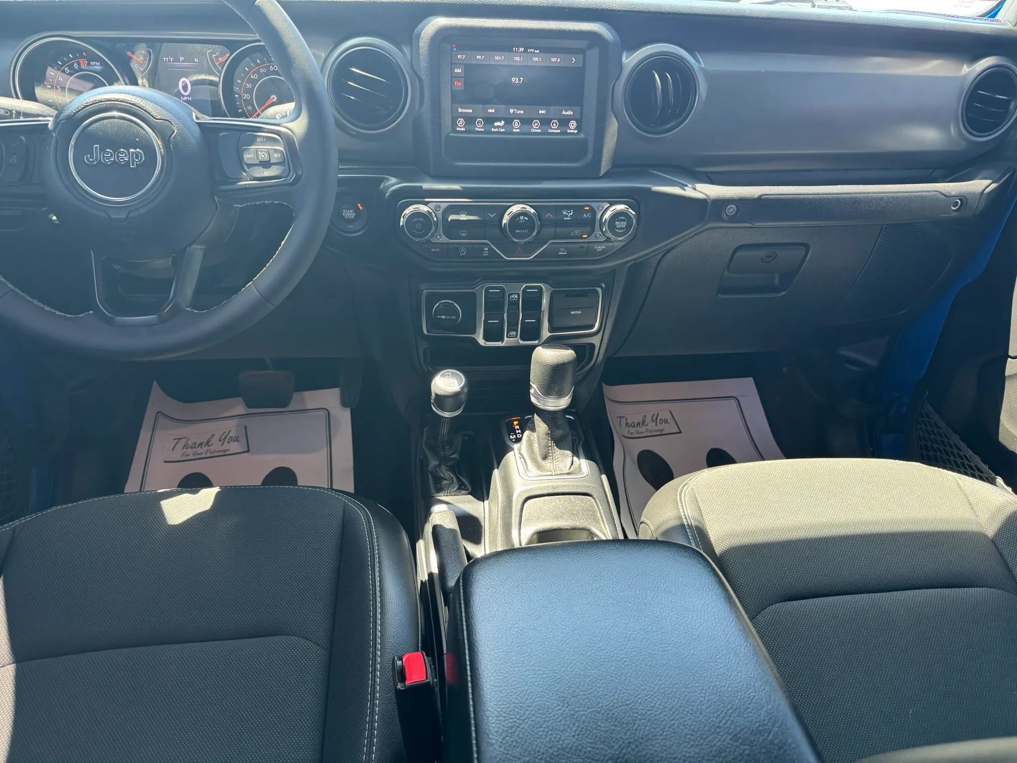 Used 2023 Jeep Gladiator Sport AWD/4WD image 6