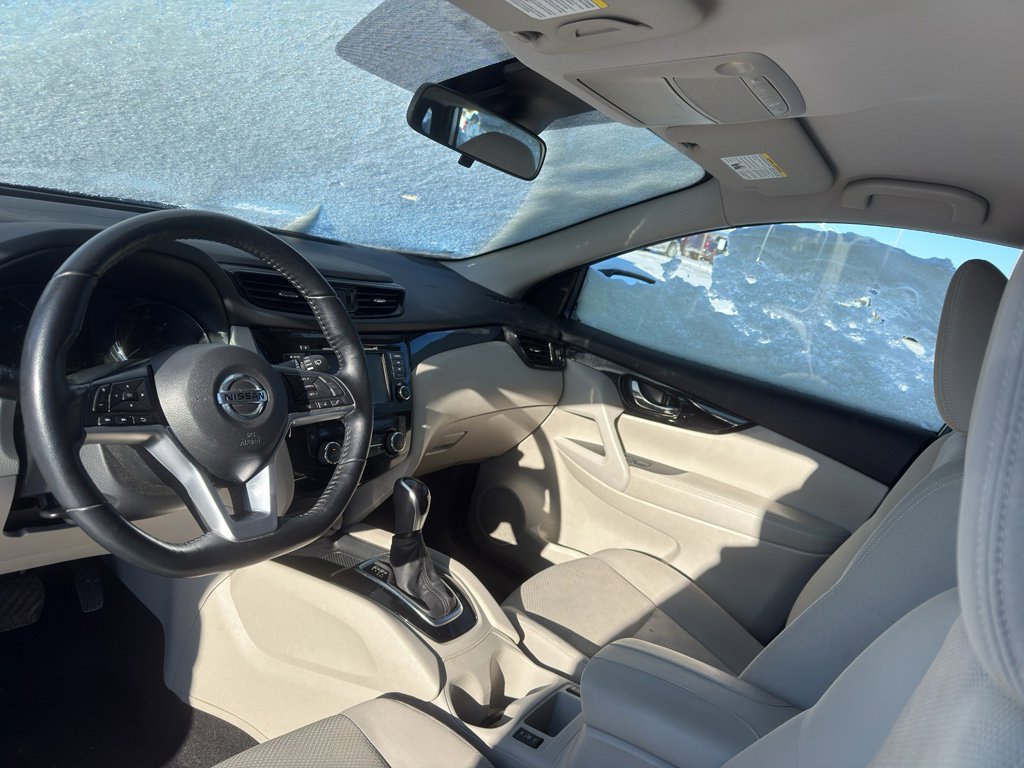 Certified 2021 Nissan Rogue Sport SV image 26