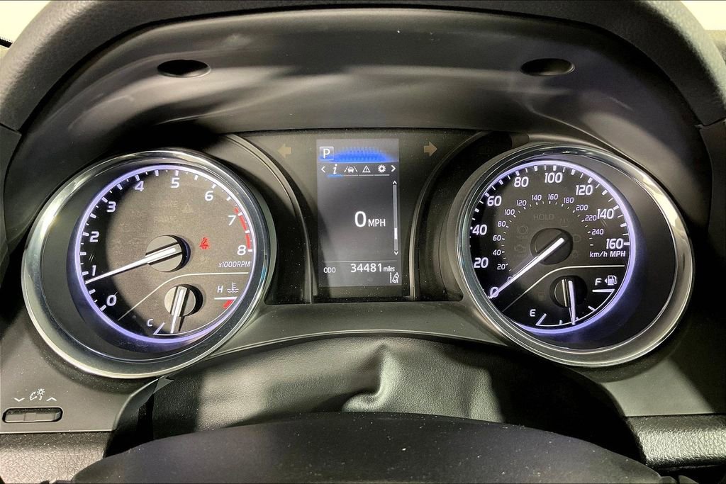 Used 2019 Toyota Camry LE image 29