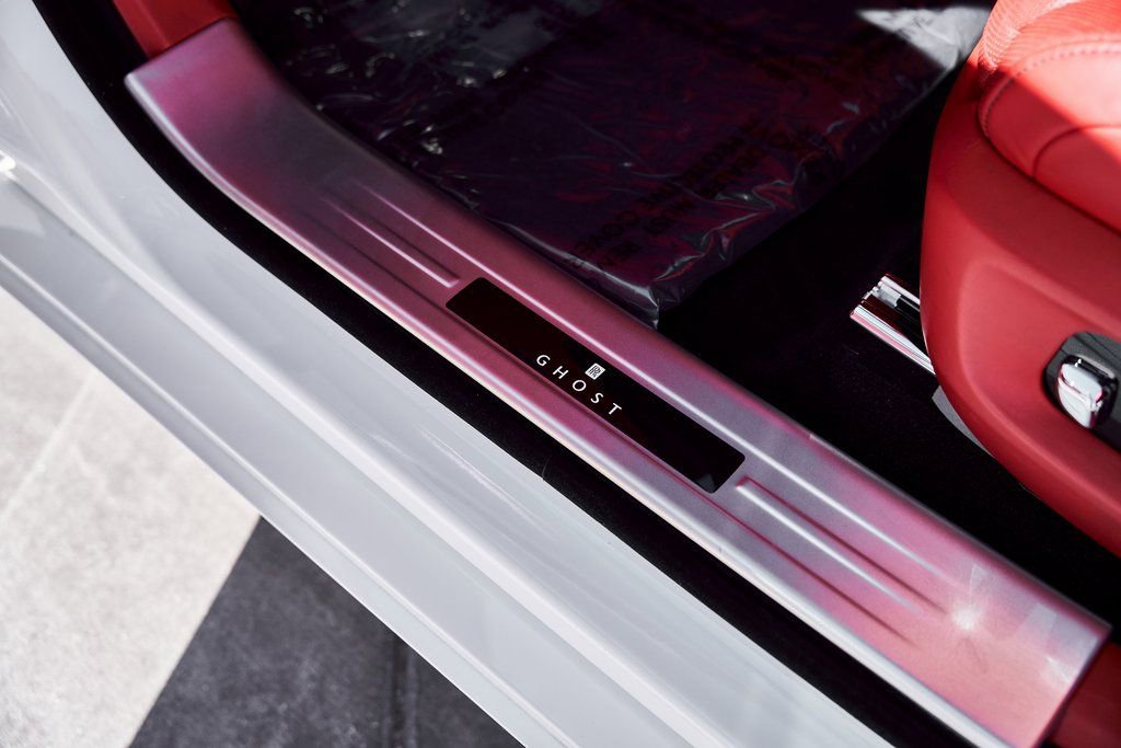 Used 2022 Rolls-Royce Ghost w/ Ghost Package AWD/4WD image 41