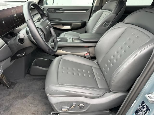 Used 2024 Kia EV9 Wind AWD/4WD image 21