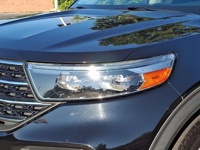 Used 2020 Ford Explorer XLT w/ Comfort Package RWD image 9