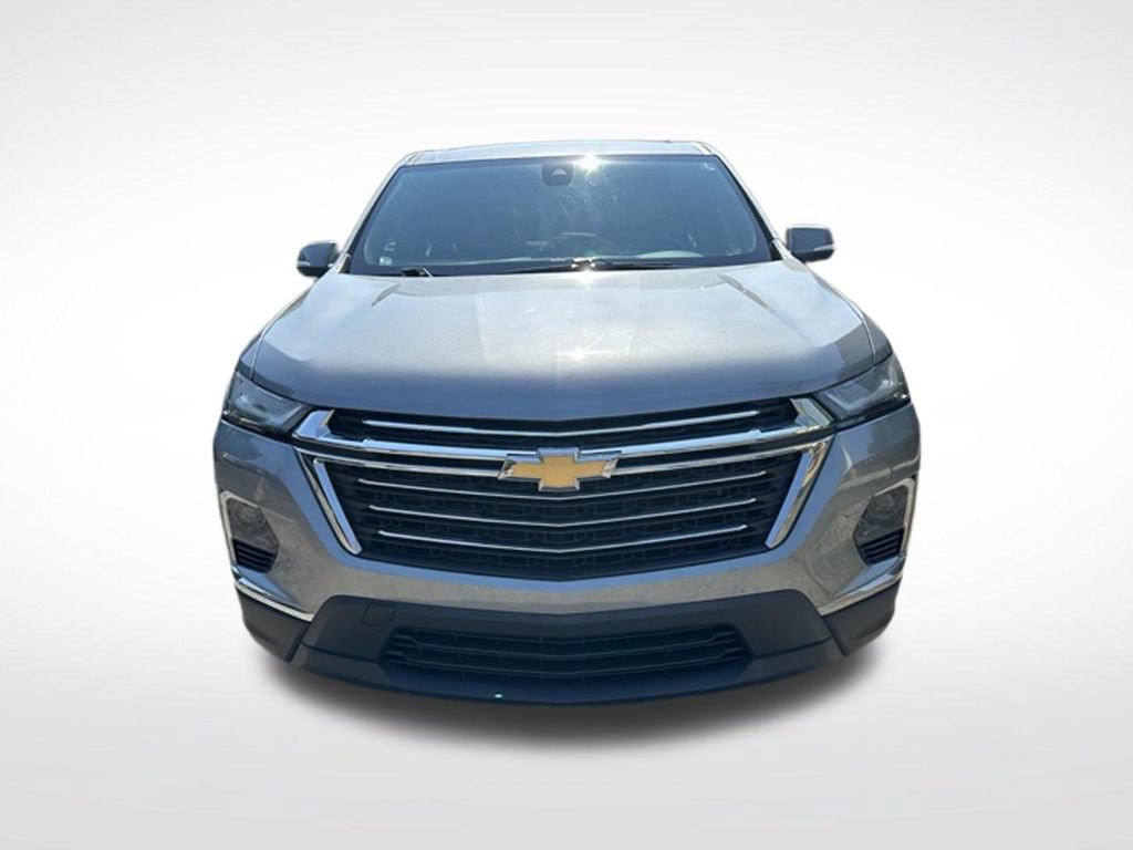 Used 2023 Chevrolet Traverse LT FWD image 9