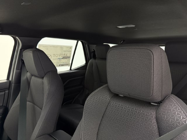 New 2026 Toyota 4Runner SR5 AWD/4WD image 25