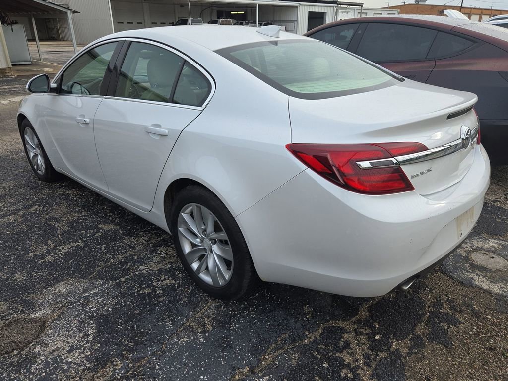 Used 2016 Buick Regal FWD image 3