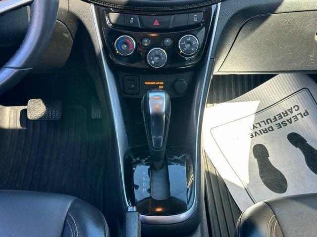 Used 2020 Chevrolet Trax Premier FWD image 15