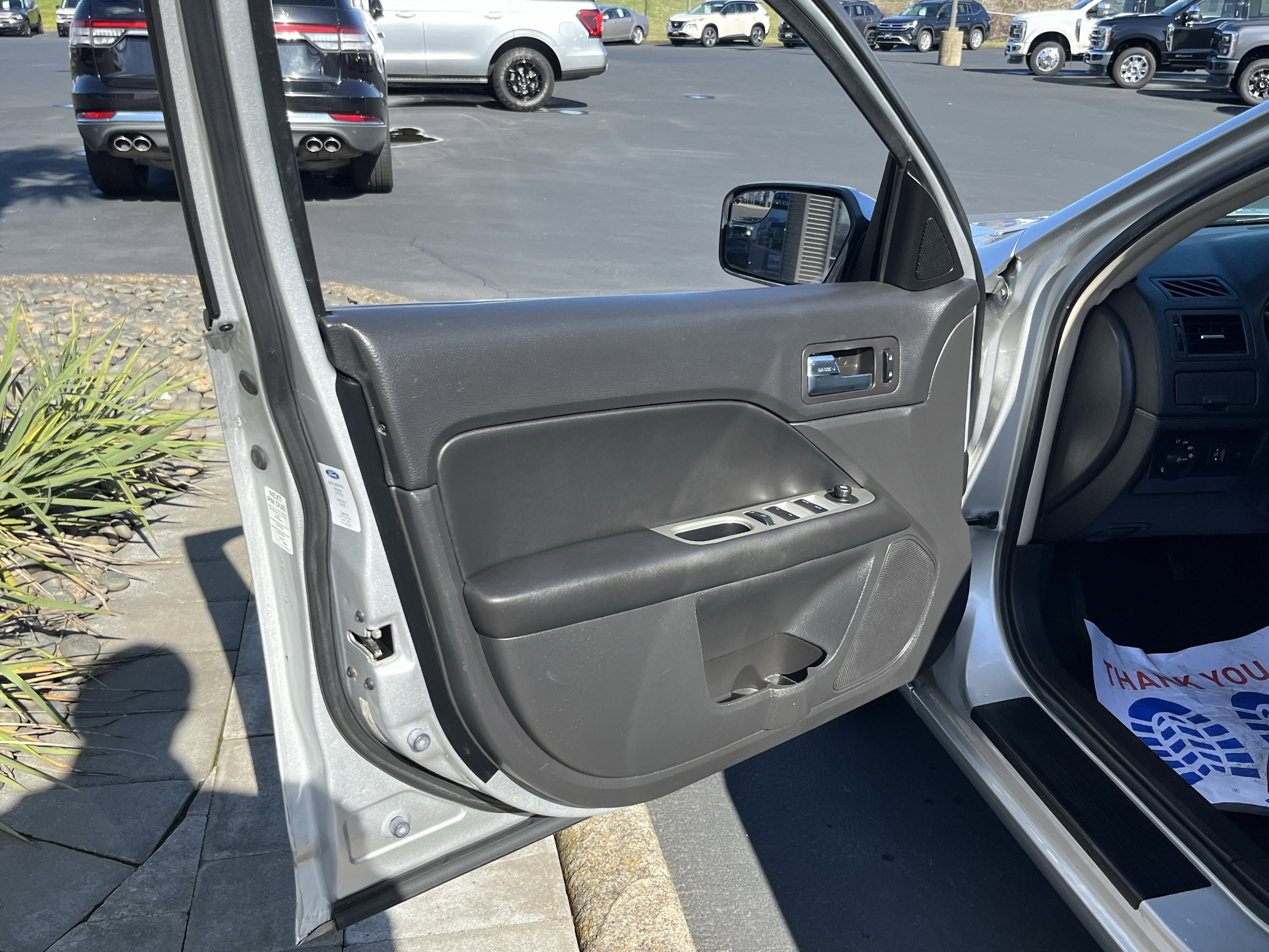 Used 2012 Ford Fusion SEL image 12