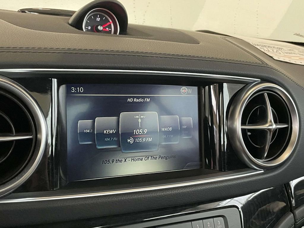 Used 2019 Mercedes-Benz SL 550 image 23