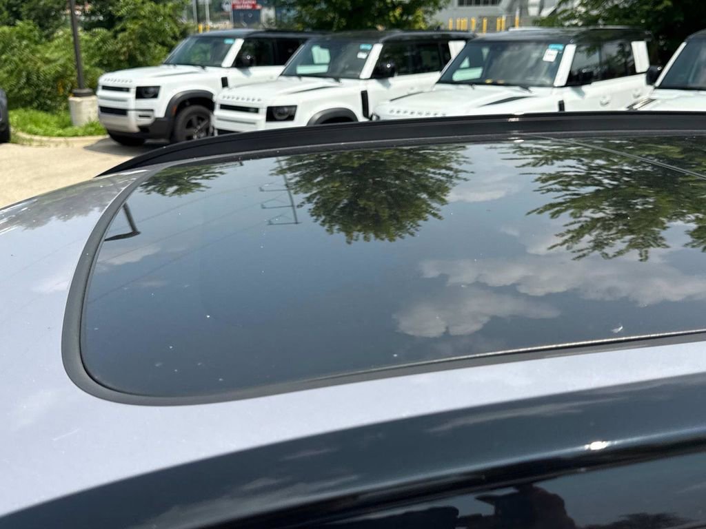 Used 2026 Volvo XC40 B5 Plus w/ Protection Package Premier image 33