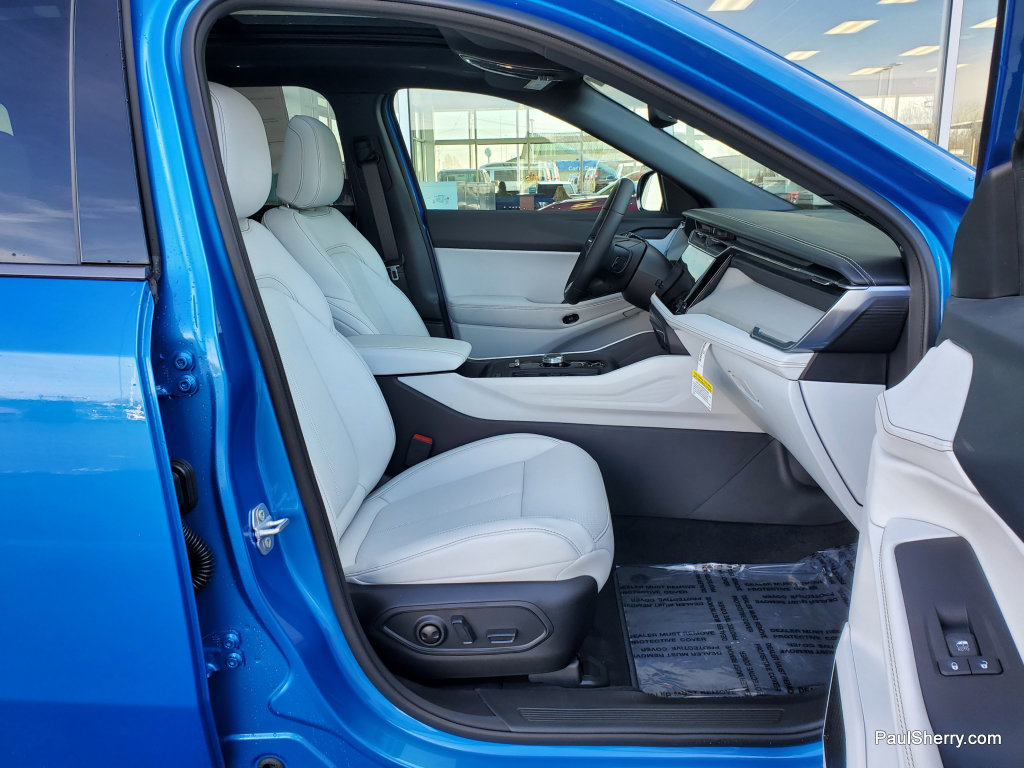 New 2026 Jeep Cherokee Limited image 45