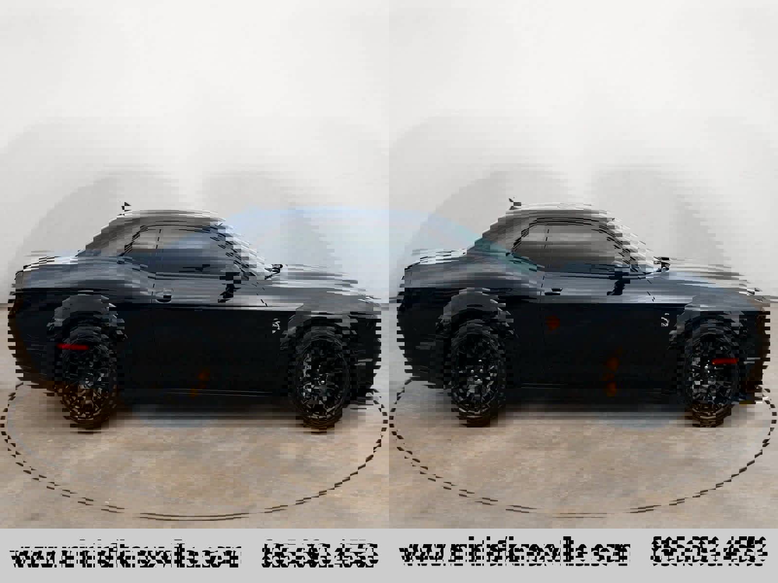 Used 2023 Dodge Challenger SRT Hellcat image 2