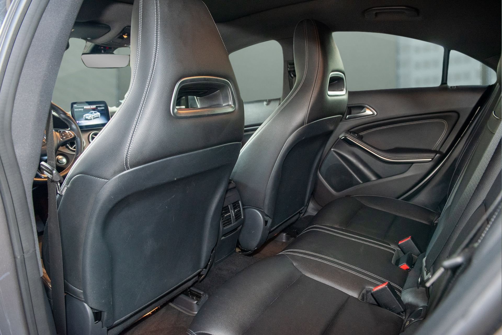 Used 2018 Mercedes-Benz CLA 250 4MATIC image 18