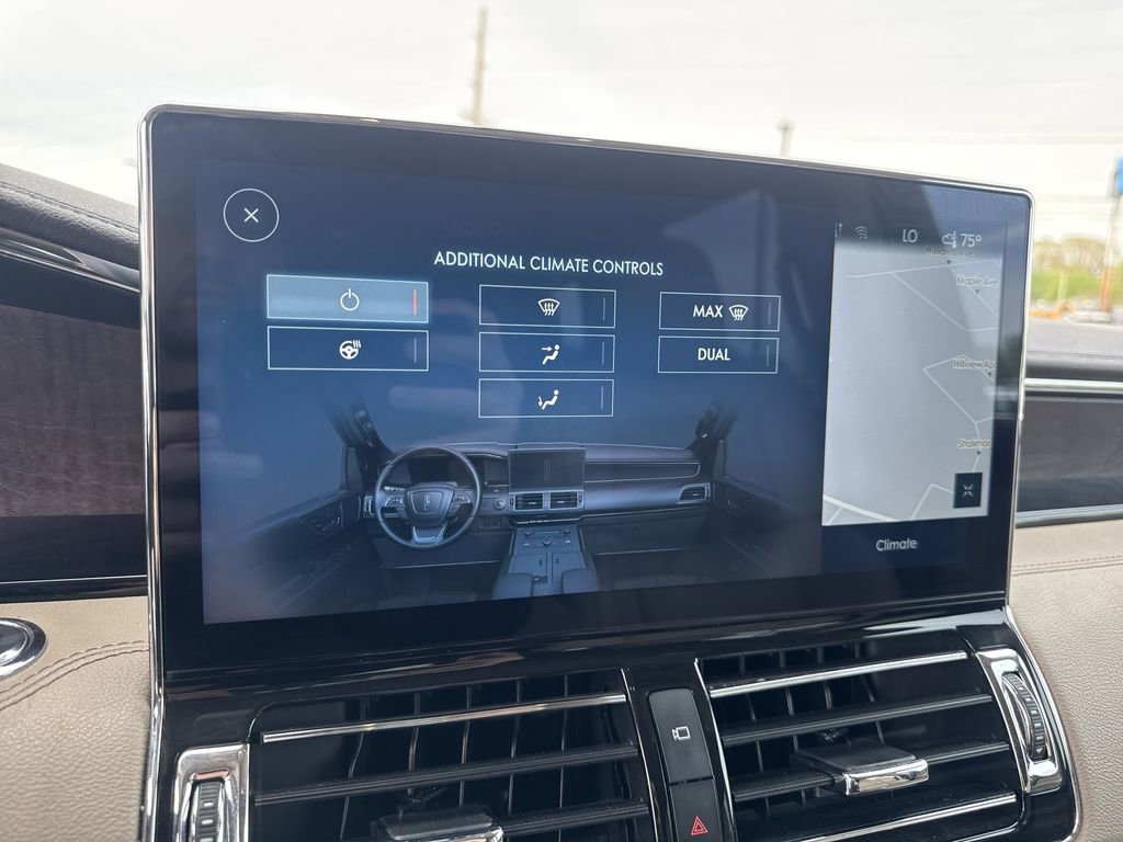 Used 2023 Lincoln Navigator Reserve image 19