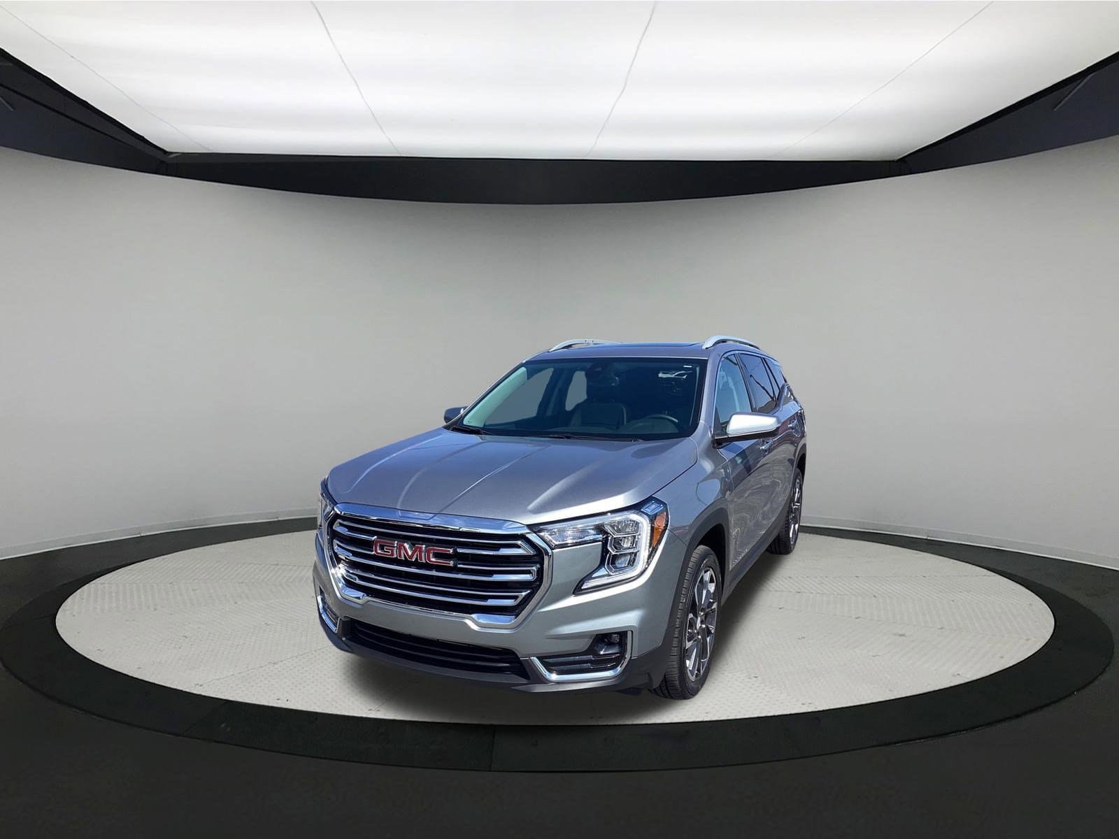 Used 2024 GMC Terrain SLT w/ LPO, Floor Liner Package AWD/4WD image 4