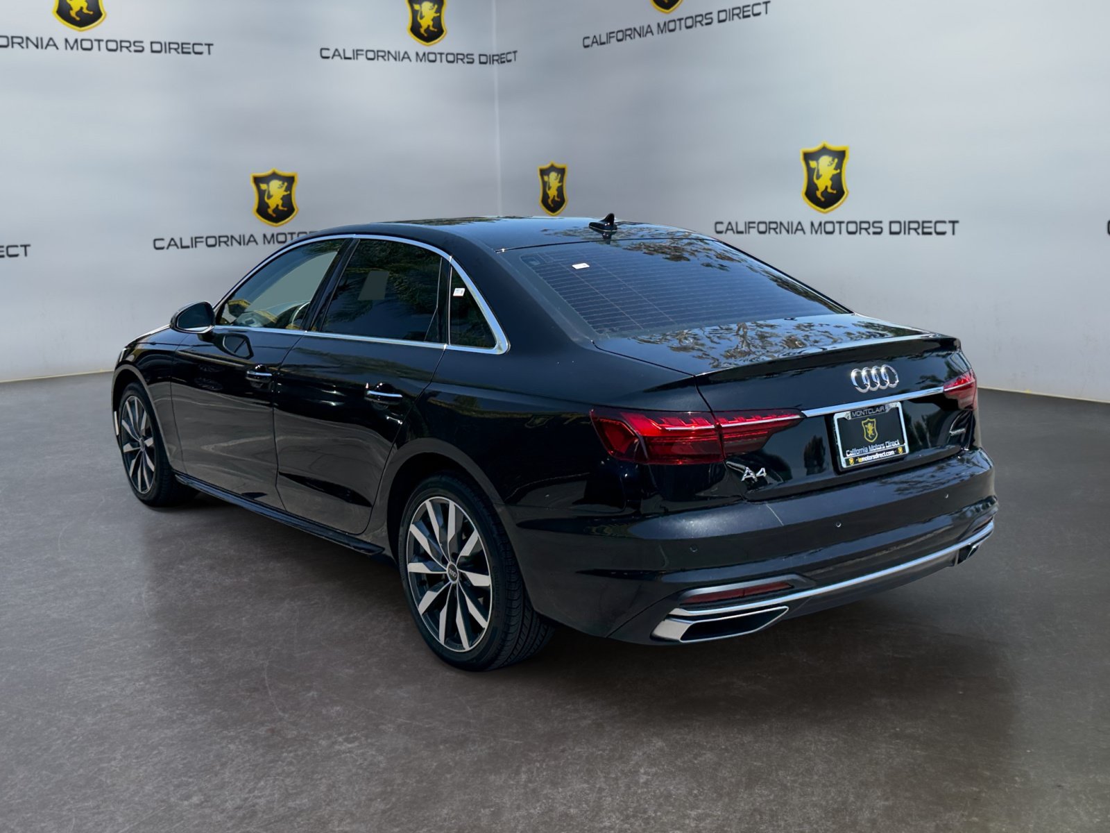 Used 2024 Audi A4 2.0T Premium w/ Convenience Package AWD/4WD image 3