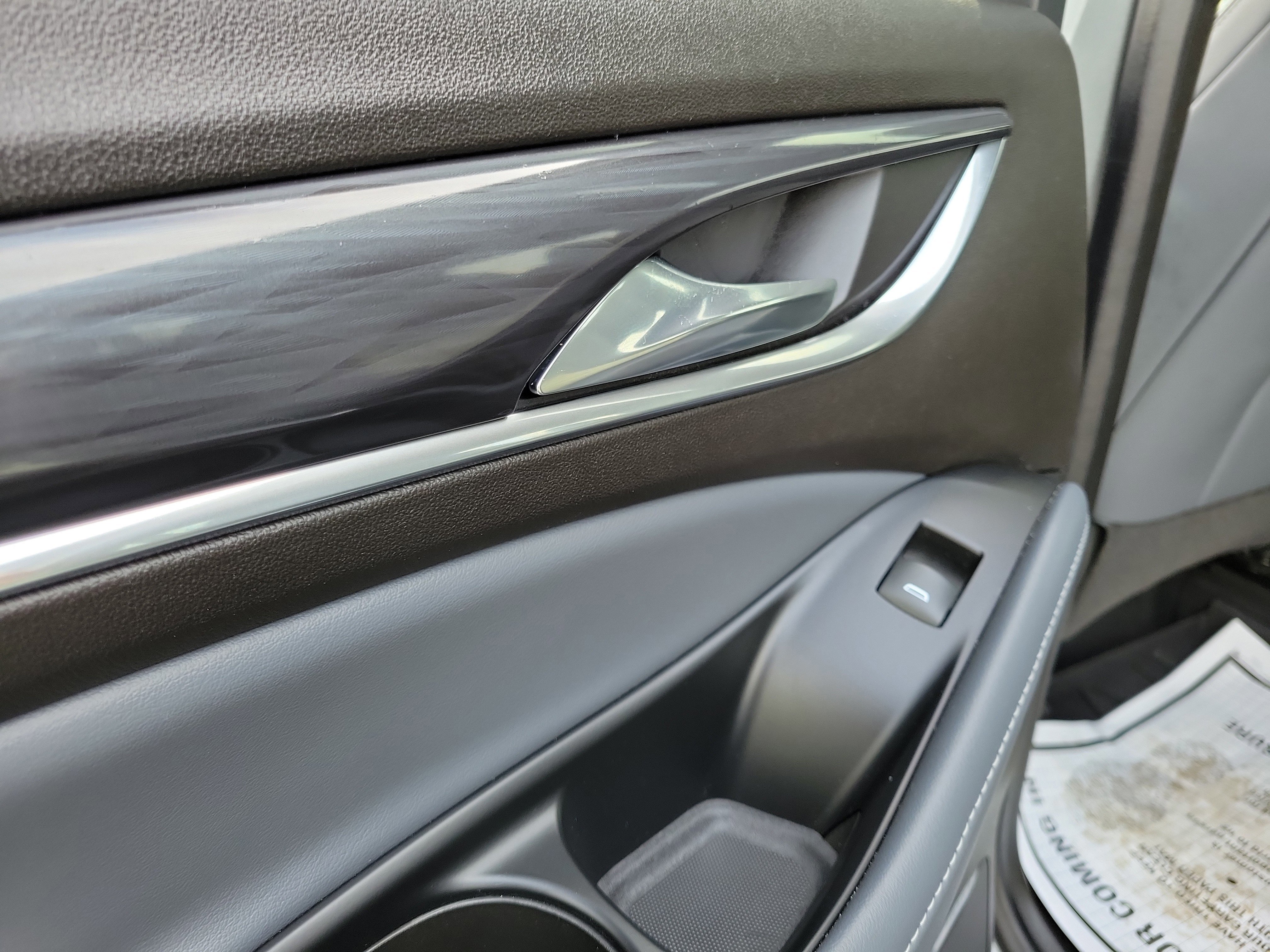 Used 2023 Buick Enclave Essence w/ Experience Buick Package image 13