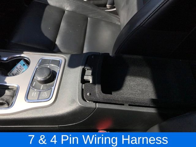 Used 2022 Jeep Grand Cherokee Limited w/ Technology Group AWD/4WD image 16