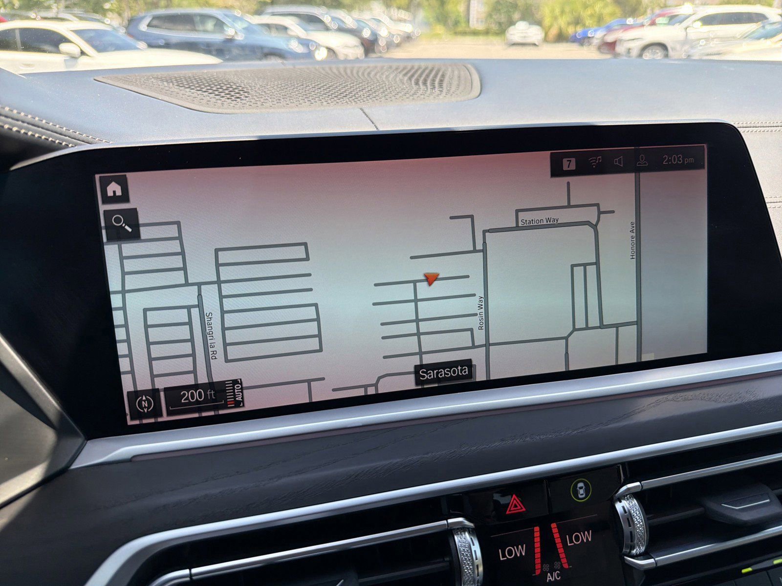 Used 2022 BMW X7 xDrive40i w/ M Sport Package AWD/4WD image 29