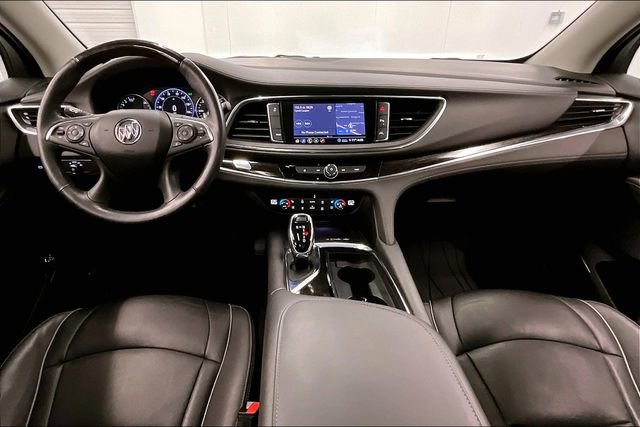 Used 2021 Buick Enclave Avenir w/ Avenir Technology Package FWD image 17