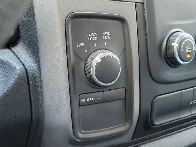 Used 2015 RAM 1500 Express AWD/4WD image 20