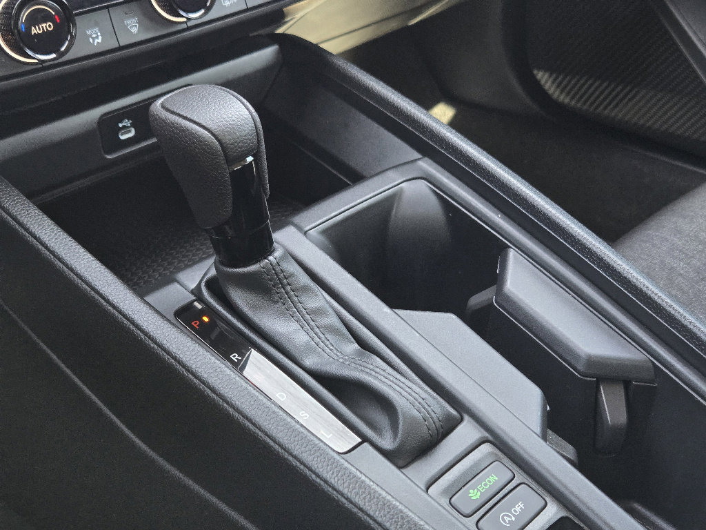 Used 2025 Honda Accord SE image 9