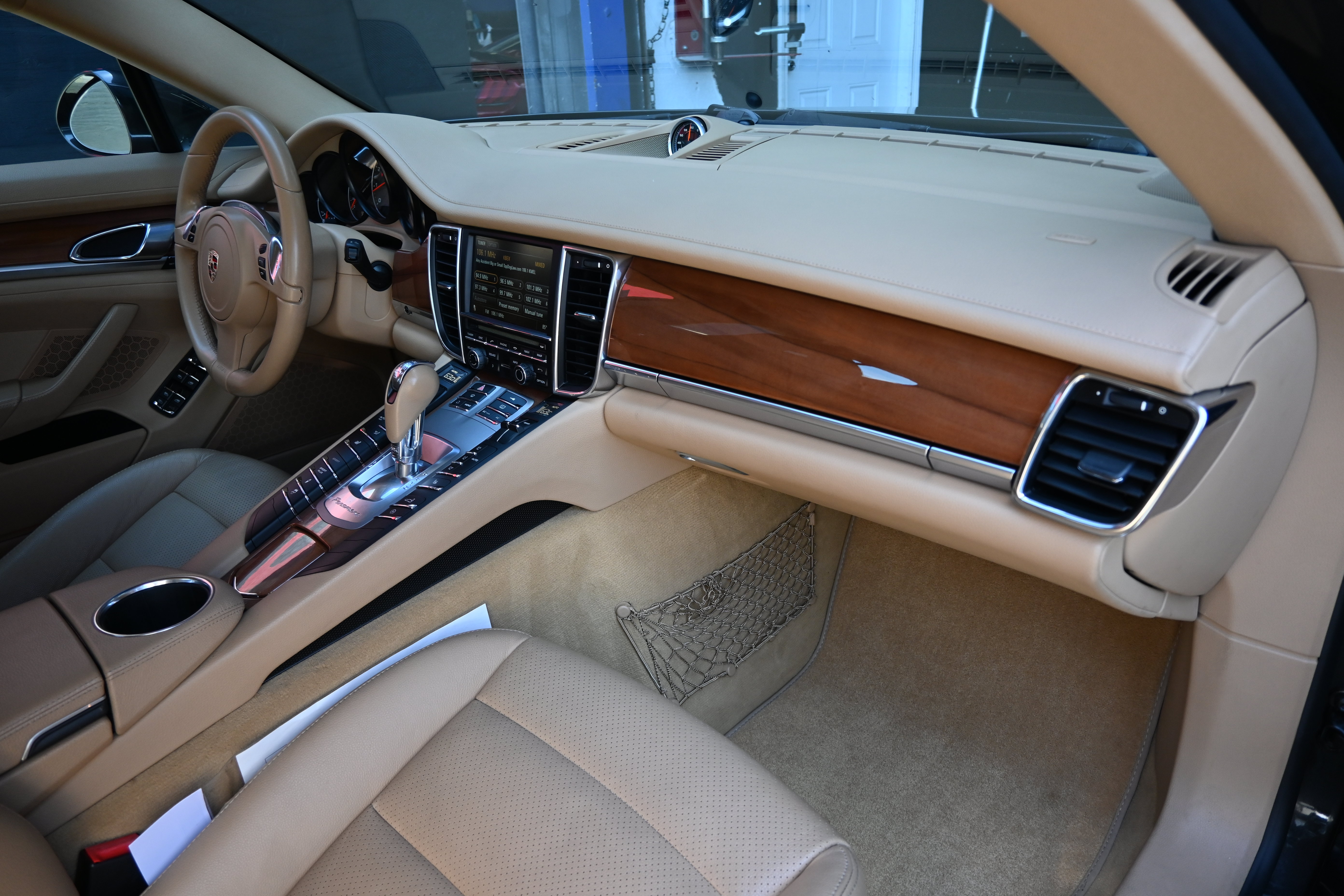 Used 2011 Porsche Panamera S RWD image 76