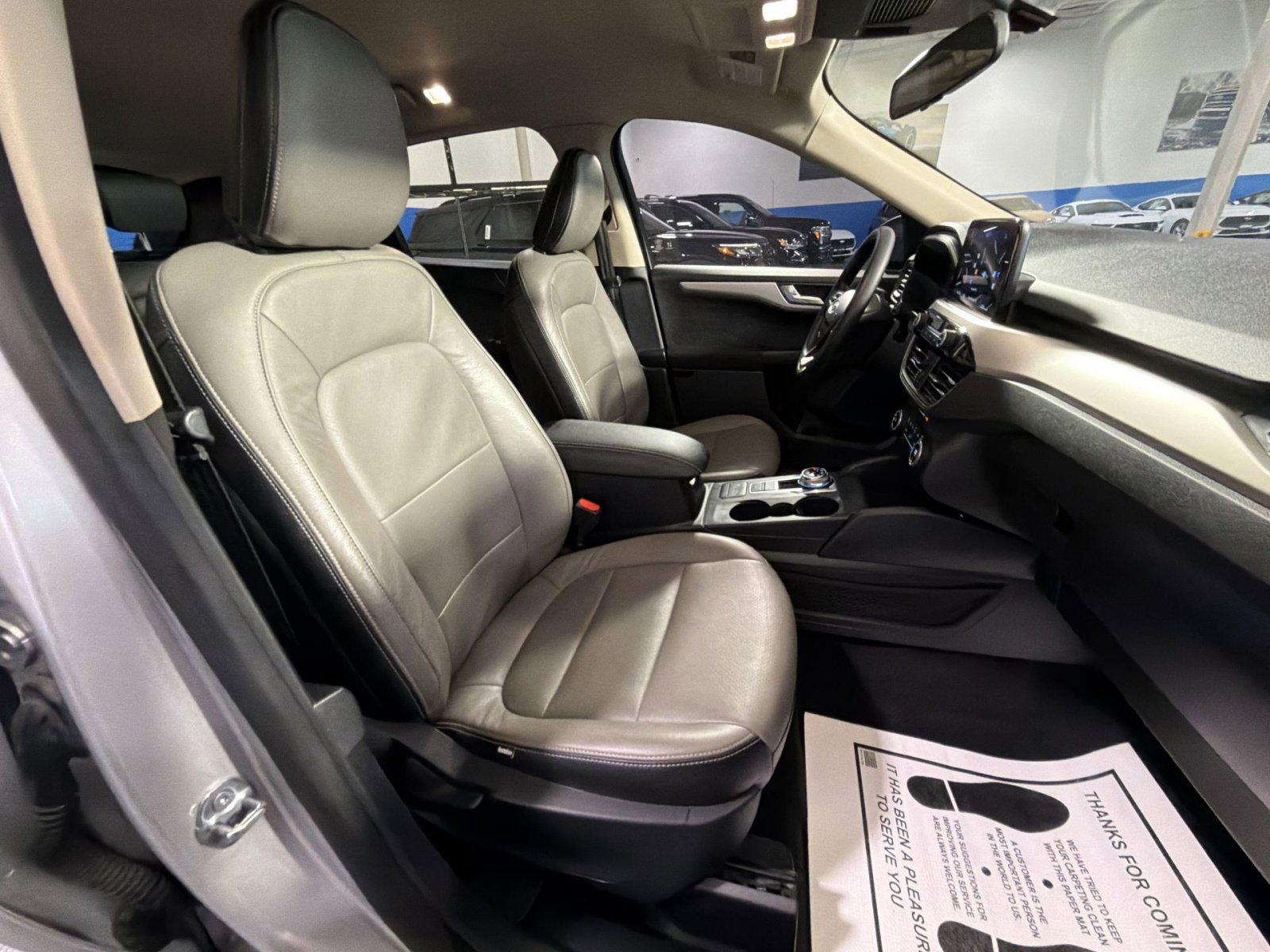 Used 2020 Ford Escape SE image 31