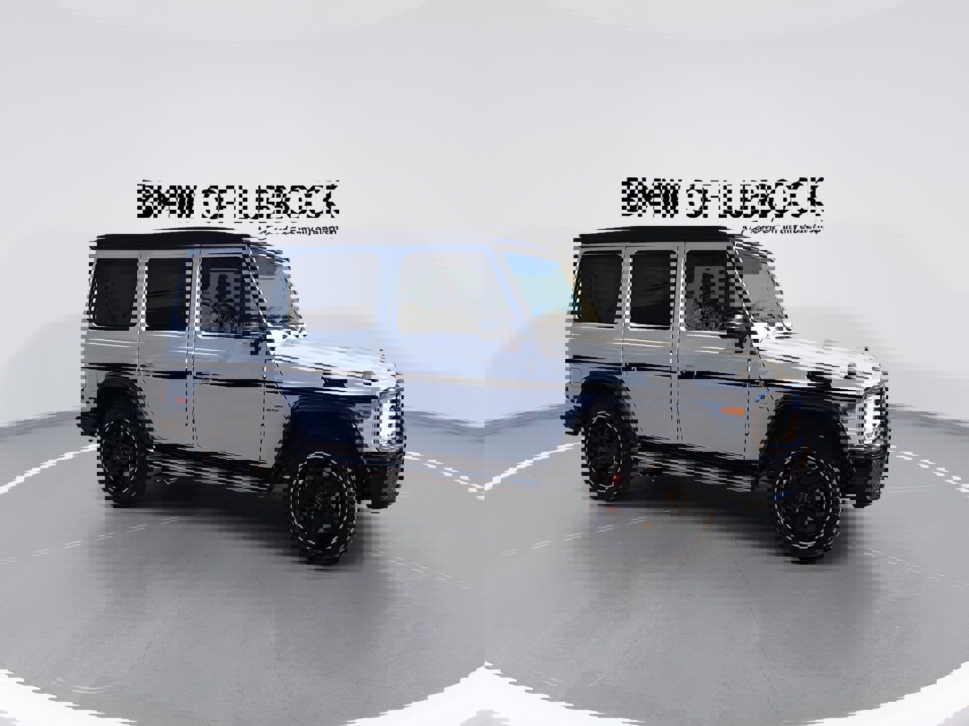 Used 2017 Mercedes-Benz G 63 AMG 4MATIC image 9