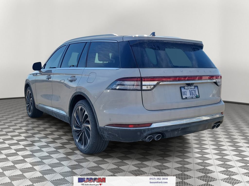 Used 2023 Lincoln Aviator Reserve w/ Equipment Group 201A image 3